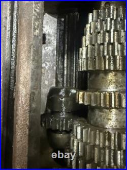 15 Lebland Regal Used Gear Box Off Older Machine With Round Head Stock 15 Lebland Regal Used Gear Box Off Older Machine With Round Head Stock