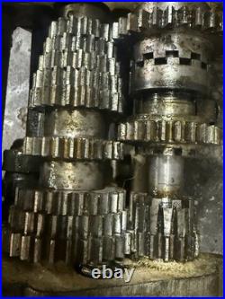 15 Lebland Regal Used Gear Box Off Older Machine With Round Head Stock 15 Lebland Regal Used Gear Box Off Older Machine With Round Head Stock