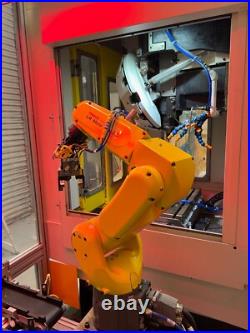 2014 Fanuc Robodrill automation cell with Robot. Almost no hours 2014 Fanuc Robodrill automation cell with Robot. Almost no hours