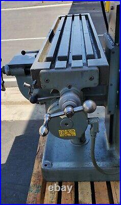 2UVR Tree Vertical Milling Machine With Power Feeds Please see video