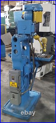 BRIDGEPORT (7 3/4 x 25) MILLING MACHINE