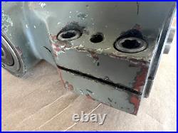 Bridgeport R8 Right Angle Head Milling Attachment Bridgeport R8 Right Angle Head Milling Attachment