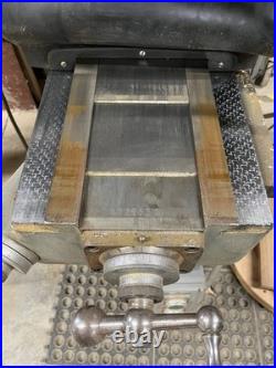 Bridgeport Series I, 2 Hp, Milling Machine, Very Clean, Rotatng Table Included
