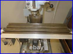 Clausing 8520 Vertical milling Machine W DRO and Power Feed
