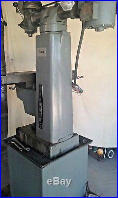 Clausing 8530 6x24 Vertical Milling machine