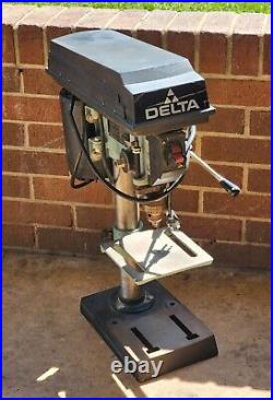 Delta 11-950 8 Bench Type Drill Press 5-Speed 115V / 1Ph / 1/4HP / 5.9AMPS USED