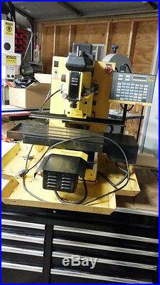 Dyna Myte 2400 Bench Vertical CNC with 3th Axis original Read detail