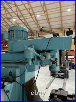 Gorton 2-28 Vertical Mill 12x48 Table with cabinet of tools Gorton 2-28 Vertical Mill 12x48 Table with cabinet of tools