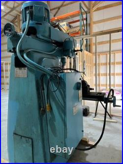 Gorton 2-28 Vertical Mill 12x48 Table with cabinet of tools Gorton 2-28 Vertical Mill 12x48 Table with cabinet of tools