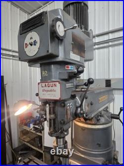 LAGUN FTV-2 Manual Vertical Knee Milling Machine with DRO & Powerfeed
