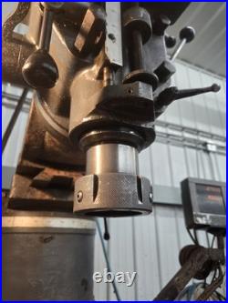 LAGUN FTV-2 Manual Vertical Knee Milling Machine with DRO & Powerfeed