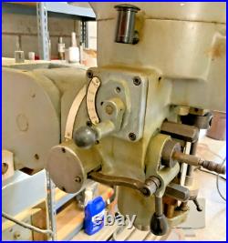 Lagun Republic FT-1 42 X 9 Variable Speed Vertical Mill Knee Milling Machine