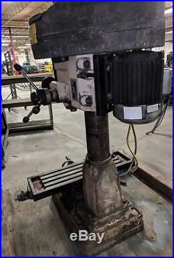 MAGNA RF-30 Mill Drill VERTICAL MILL, 1 or 3 Phase electric, 12 speed