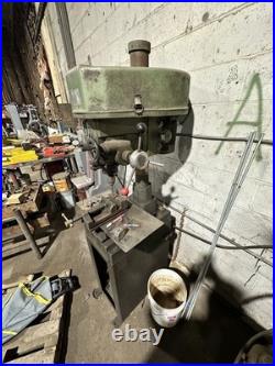 Milling / Drilling Combo Machine Milling / Drilling Combo Machine