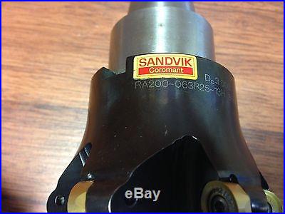 NICE SANDVIK 3 INDEXABLE FACE MILL W/ R8 SHANK + INSERTS