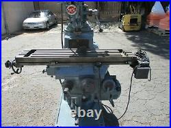 Nice Tree Vertical Milling Machine In Good Condition With Power Feeds
