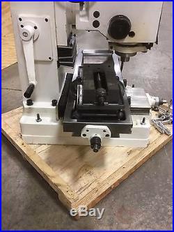 PM-932M 9x32 VERTICAL MILLING MACHINE BASIC With5 VISE AND CHIP TRAY DISCOUNTED