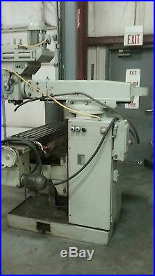 Prvomajska Knee Type MILL Milling Machine Nmtb40 Bridgeport