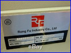 Rong Fu Geared Head Mill / Drill Machine with DRO 20 Swing 220v 1 Ph. RF-45N2F