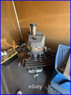 Rong Fu RF-30L Mill Drill machine