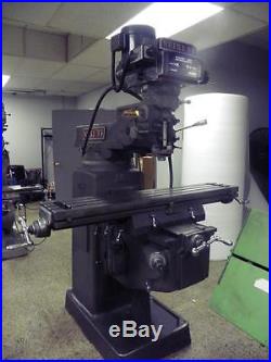 Seiki Model 3 Vertical Mill Milling Machine with Newall Digital Reaout