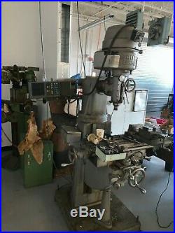 SouthBend 9x 32 Vertical Milling Machine DRO, Power Feed & Variable Speed Motor