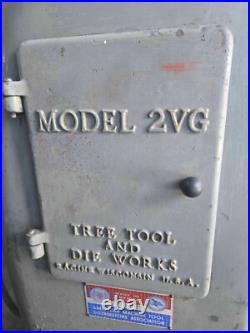 TREE 2VG 10x48 Table 3HP VARIABLE SPEED MILL with Powerfeed