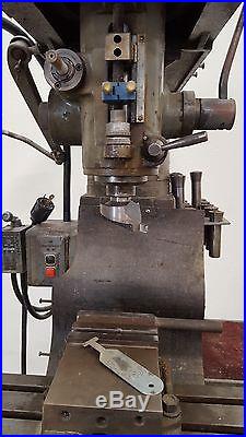 Vertical Milling Machine, 3/4 size Lots of tooling and accessories