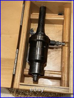 Vulcan Tool Co. Vulcanaire High Speed Milling Attachment R8 Shank USA (BT) Vulcan Tool Co. Vulcanaire High Speed Milling Attachment R8 Shank USA (BT)